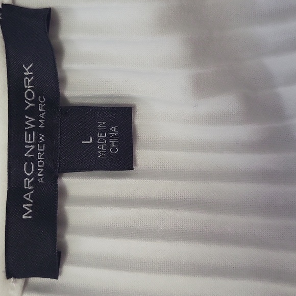 Marc Anthony  Ruffle Sleeve Top - Picture 4 of 5